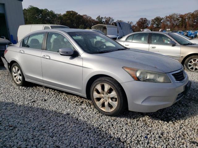 Photo 3 VIN: 1HGCP26828A069412 - HONDA ACCORD 