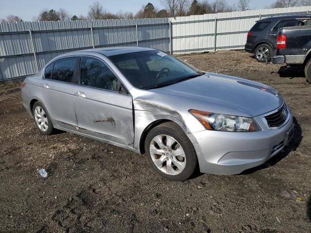 Photo 3 VIN: 1HGCP26828A069426 - HONDA ACCORD 