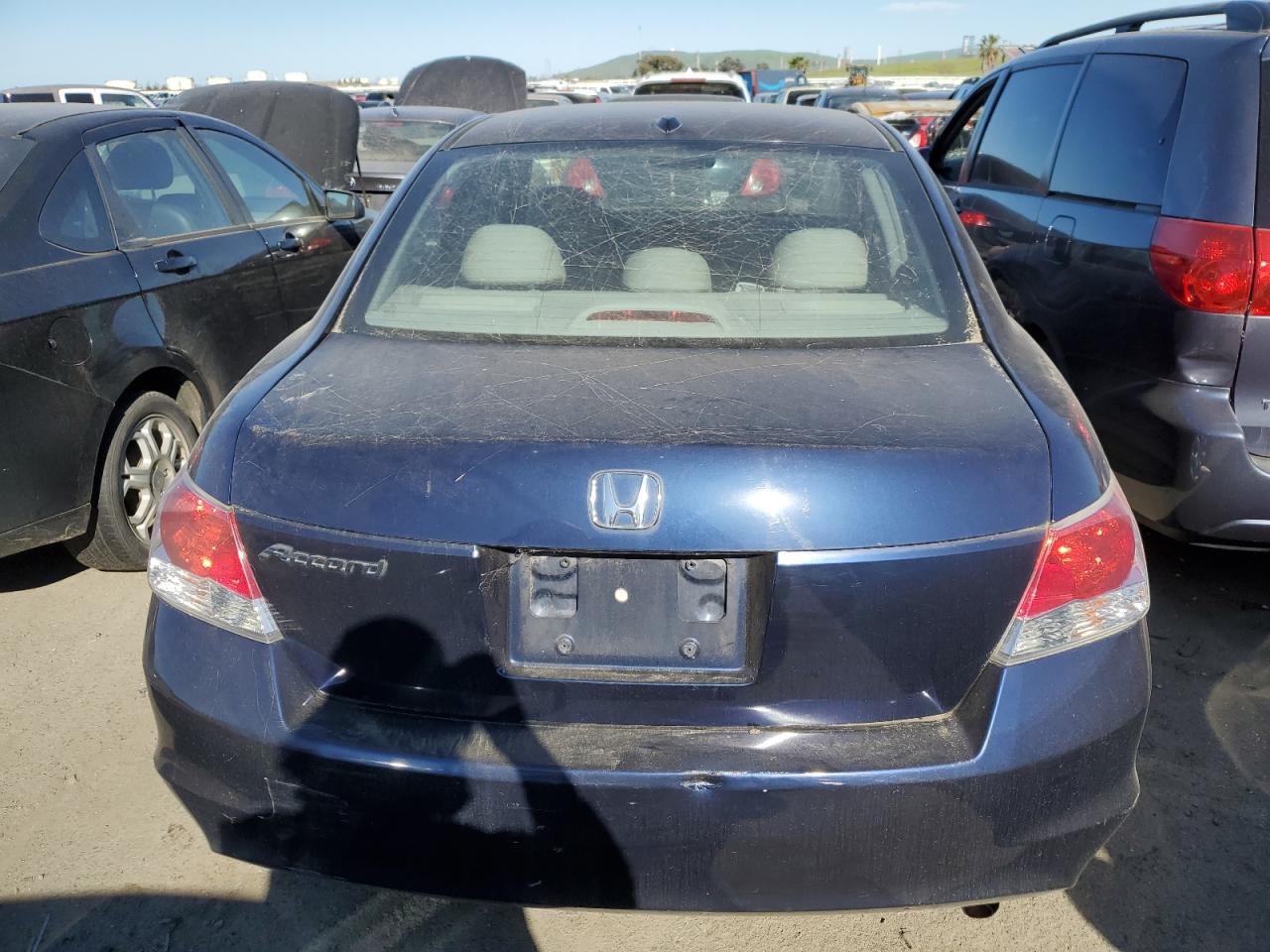 Photo 5 VIN: 1HGCP26828A084797 - HONDA ACCORD 