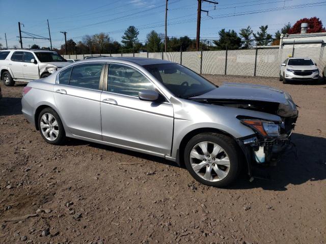 Photo 3 VIN: 1HGCP26828A113067 - HONDA ACCORD EXL 