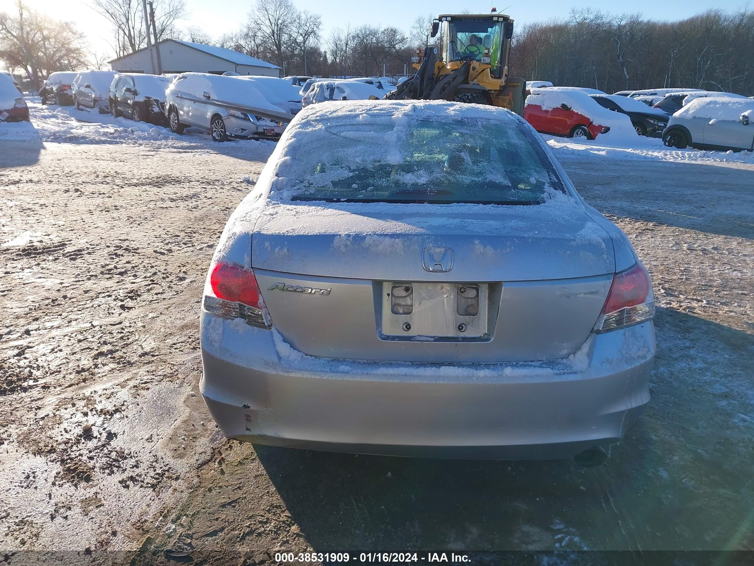 Photo 15 VIN: 1HGCP26828A143816 - HONDA ACCORD 