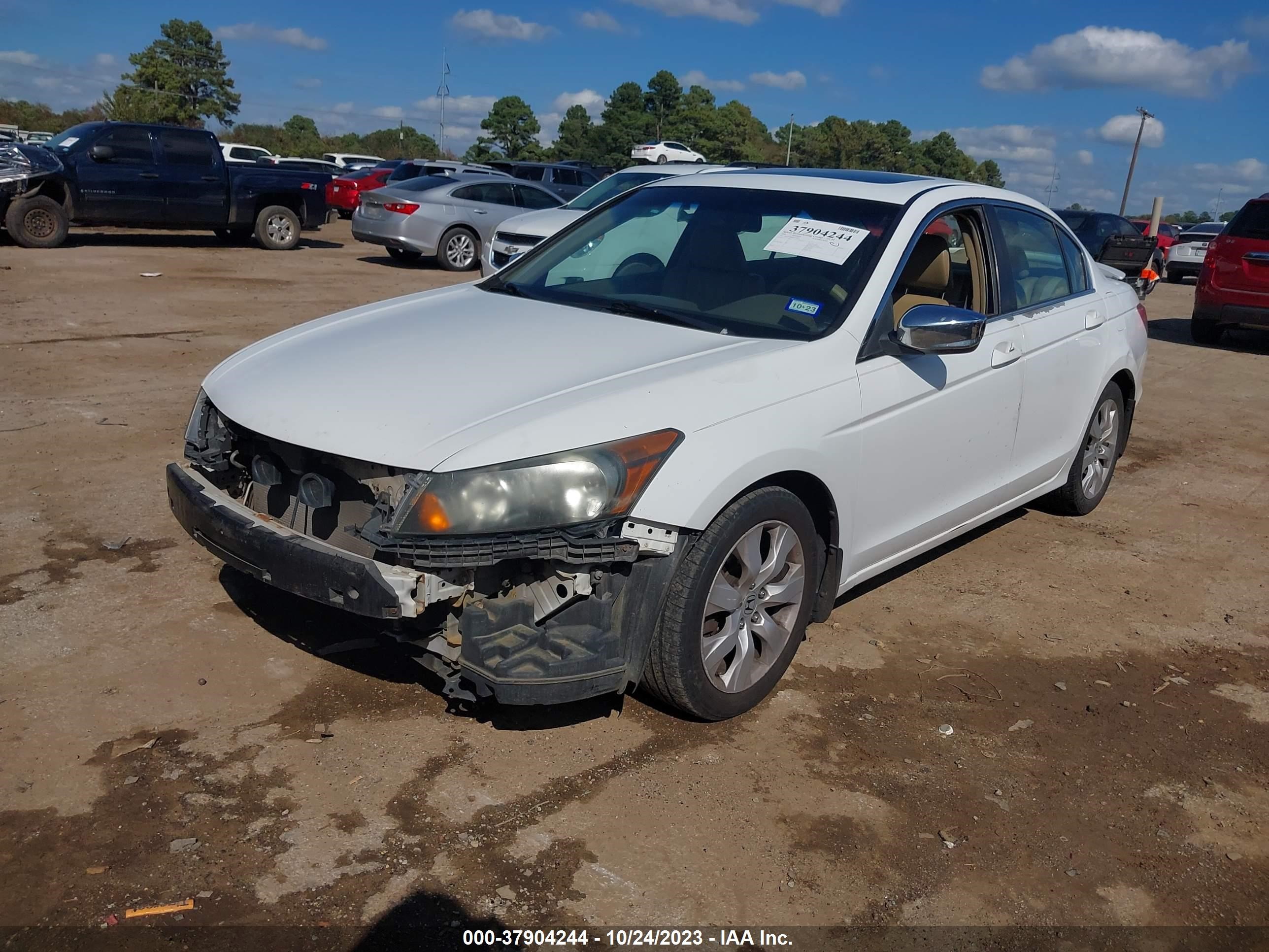 Photo 1 VIN: 1HGCP26828A157845 - HONDA ACCORD 