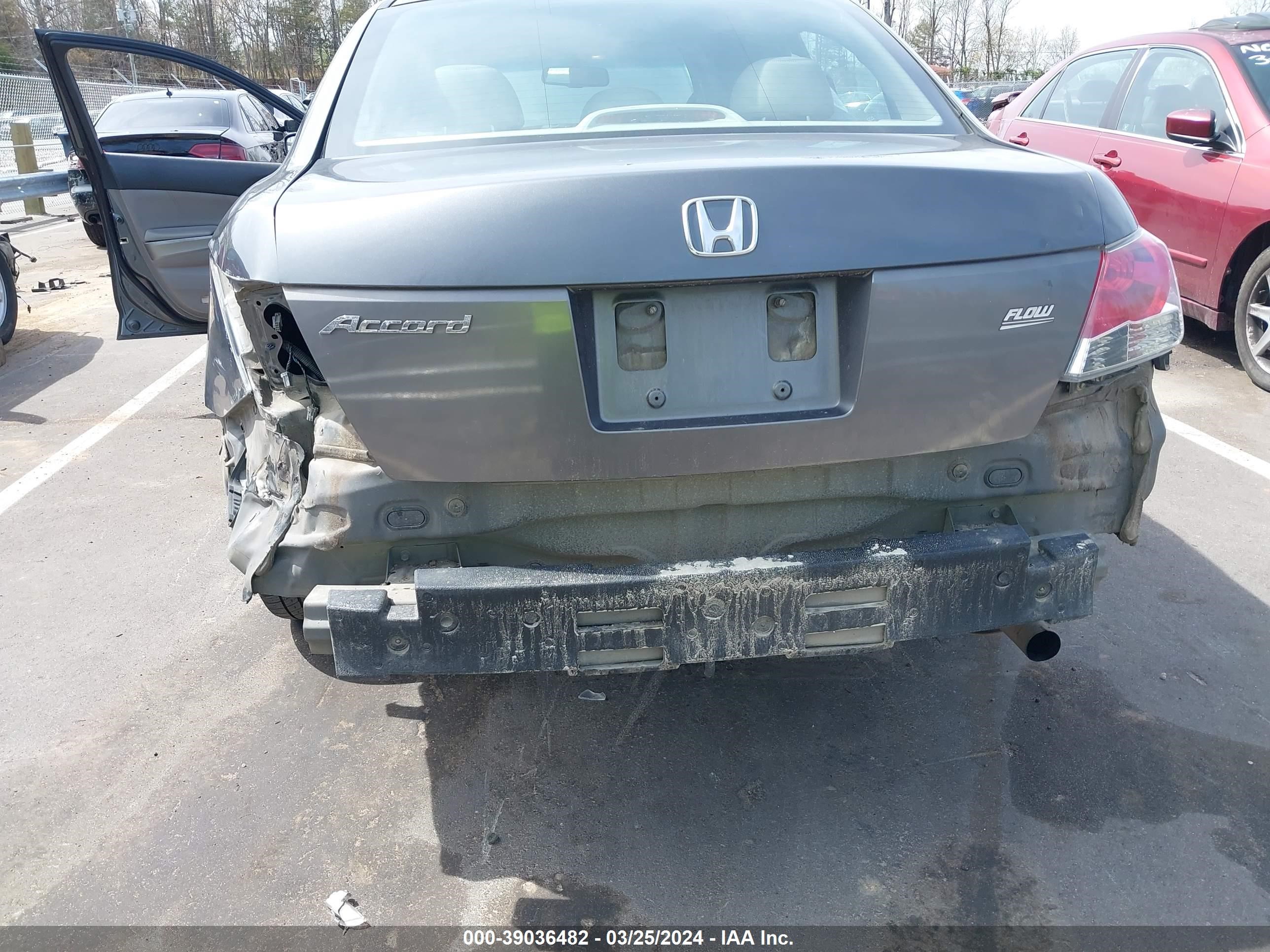 Photo 11 VIN: 1HGCP26829A071646 - HONDA ACCORD 