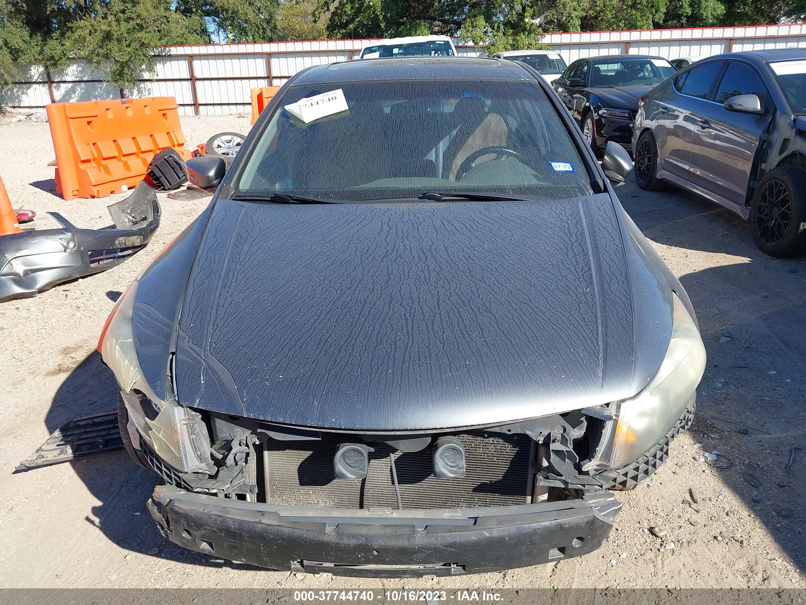 Photo 12 VIN: 1HGCP26829A118822 - HONDA ACCORD 