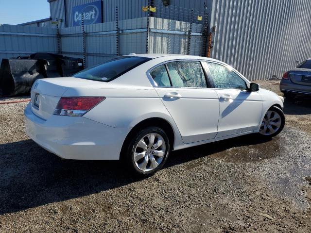 Photo 2 VIN: 1HGCP26838A149608 - HONDA ACCORD 