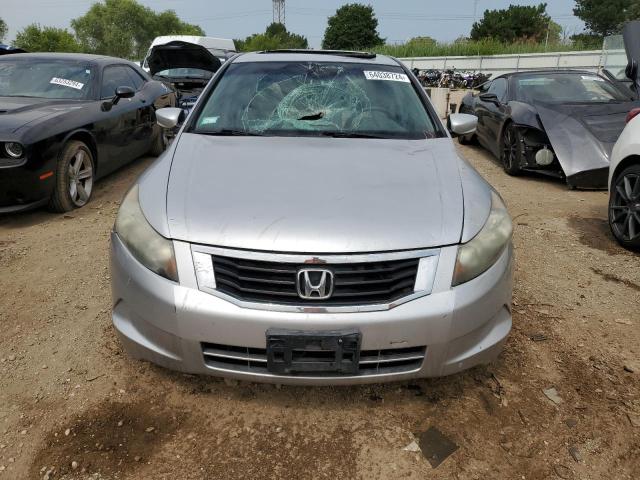 Photo 4 VIN: 1HGCP26848A001323 - HONDA ACCORD 