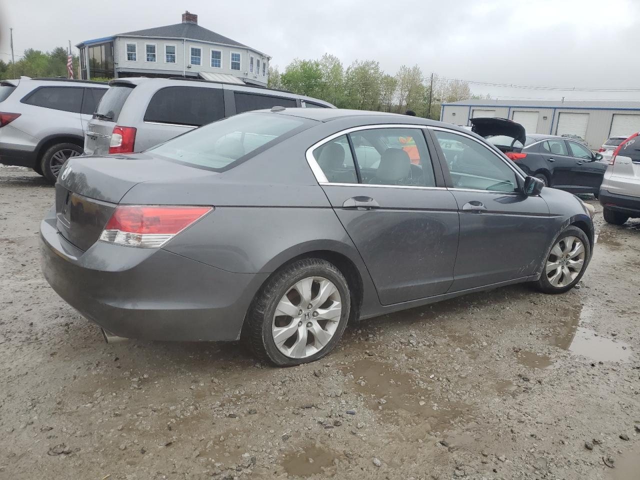 Photo 2 VIN: 1HGCP26848A026464 - HONDA ACCORD 