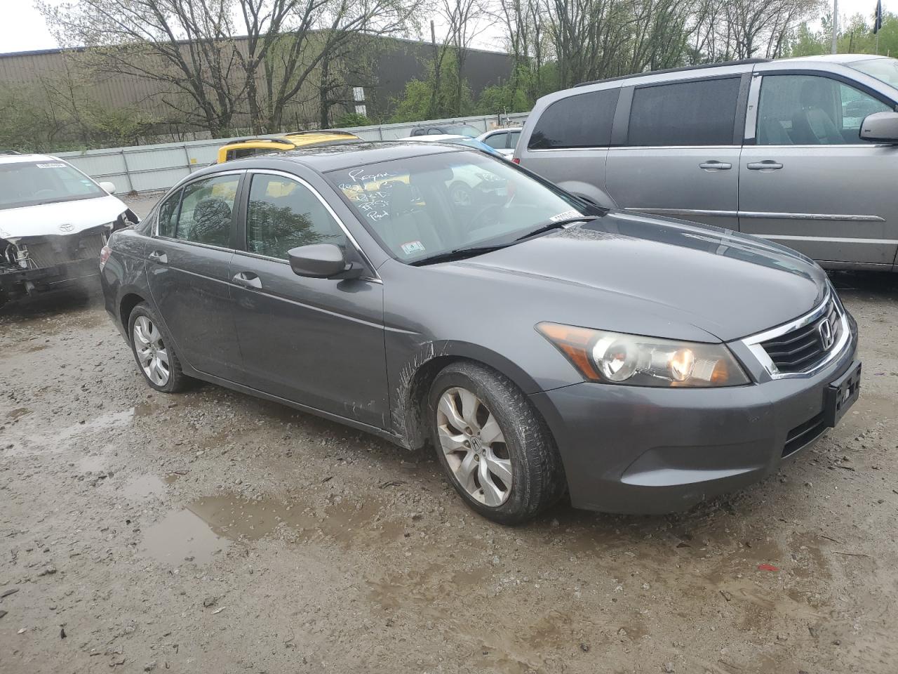 Photo 3 VIN: 1HGCP26848A026464 - HONDA ACCORD 