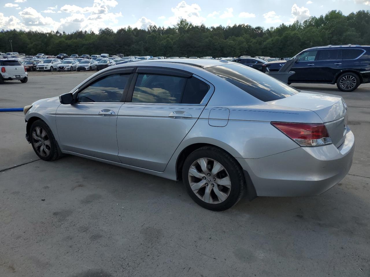 Photo 1 VIN: 1HGCP26848A050411 - HONDA ACCORD 