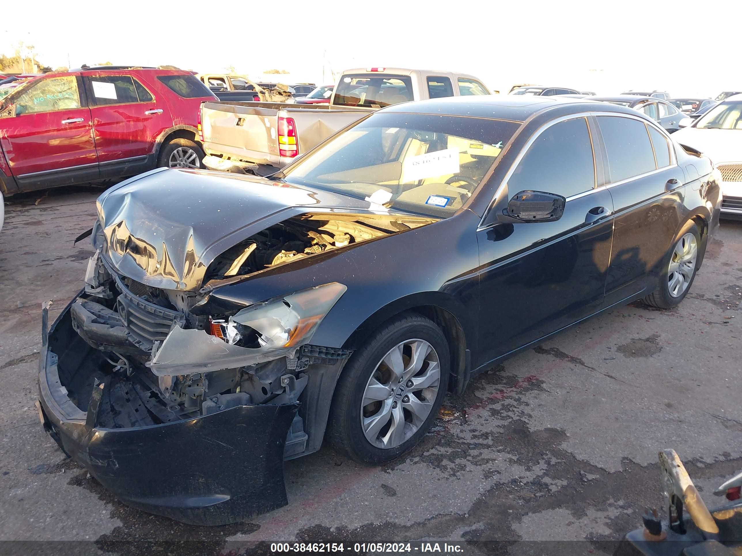 Photo 1 VIN: 1HGCP26848A160195 - HONDA ACCORD 