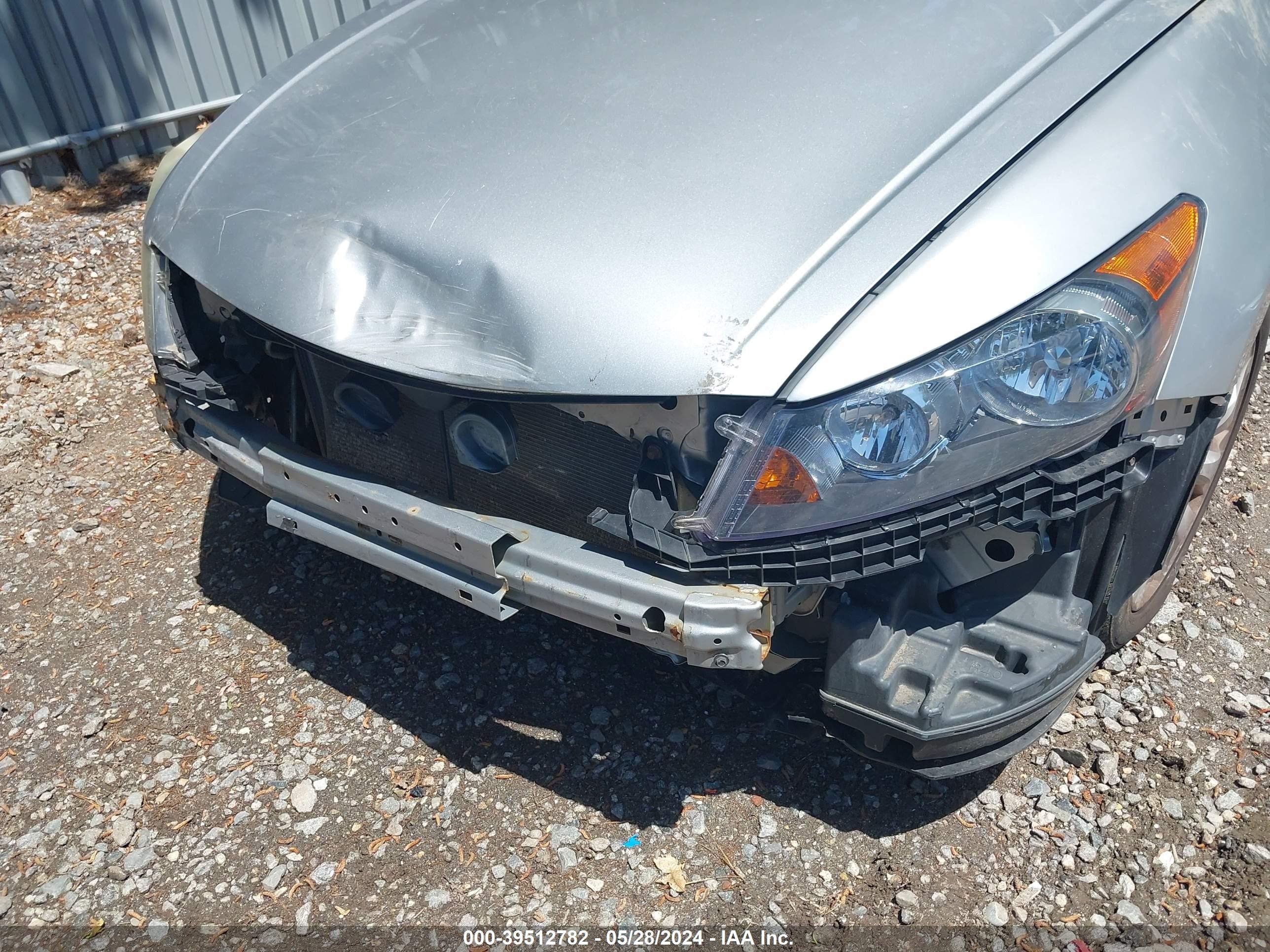 Photo 5 VIN: 1HGCP26849A089372 - HONDA ACCORD 