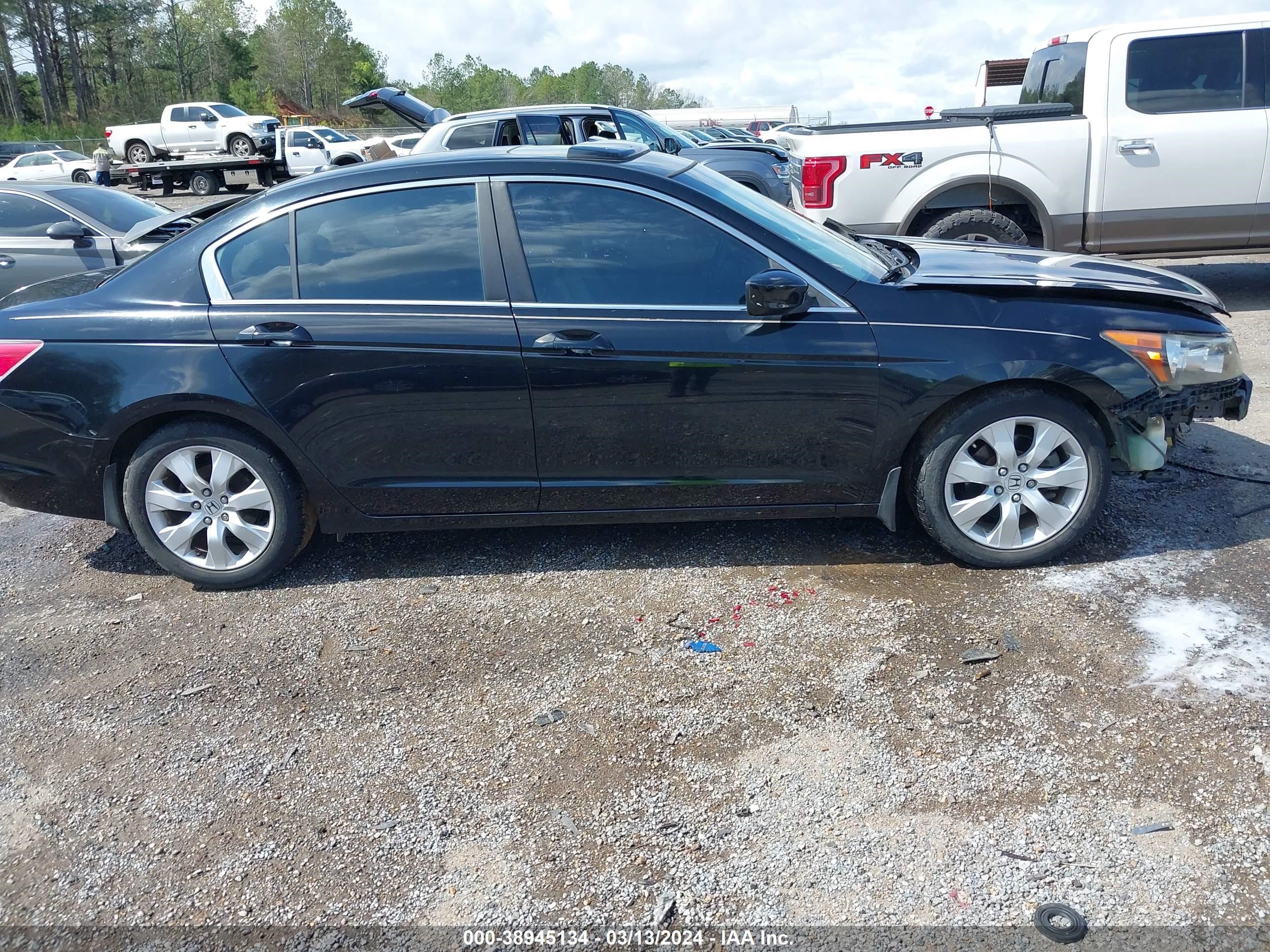 Photo 13 VIN: 1HGCP26849A172123 - HONDA ACCORD 