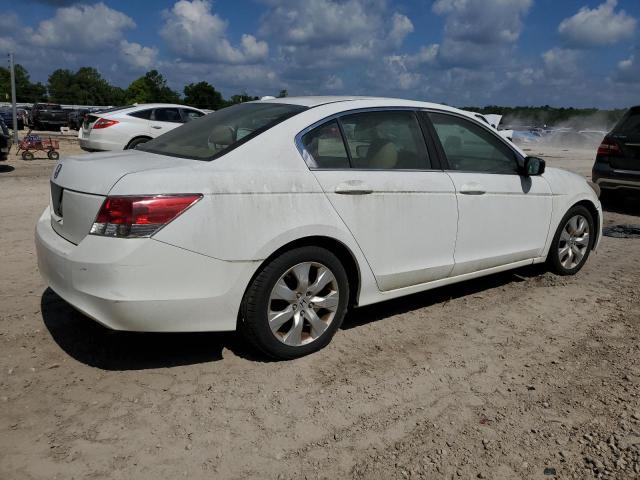 Photo 2 VIN: 1HGCP26868A082468 - HONDA ACCORD 