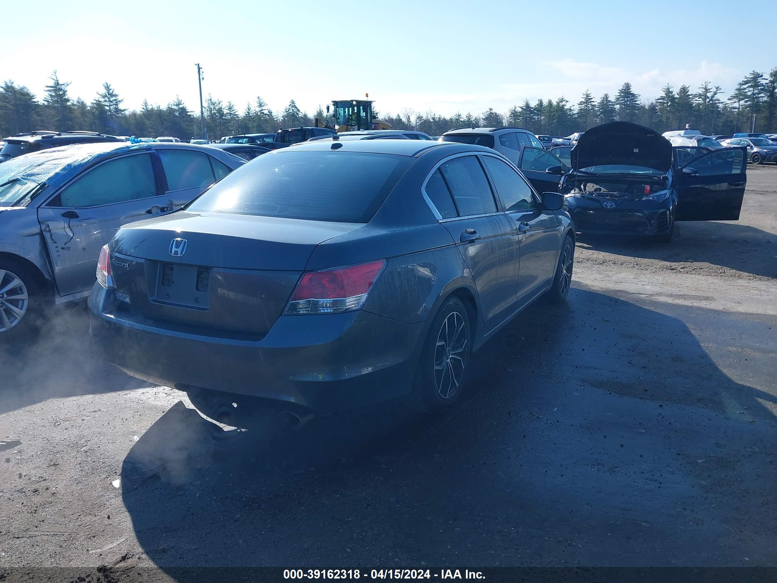 Photo 3 VIN: 1HGCP26869A017122 - HONDA ACCORD 