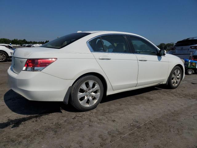 Photo 2 VIN: 1HGCP26869A112084 - HONDA ACCORD 