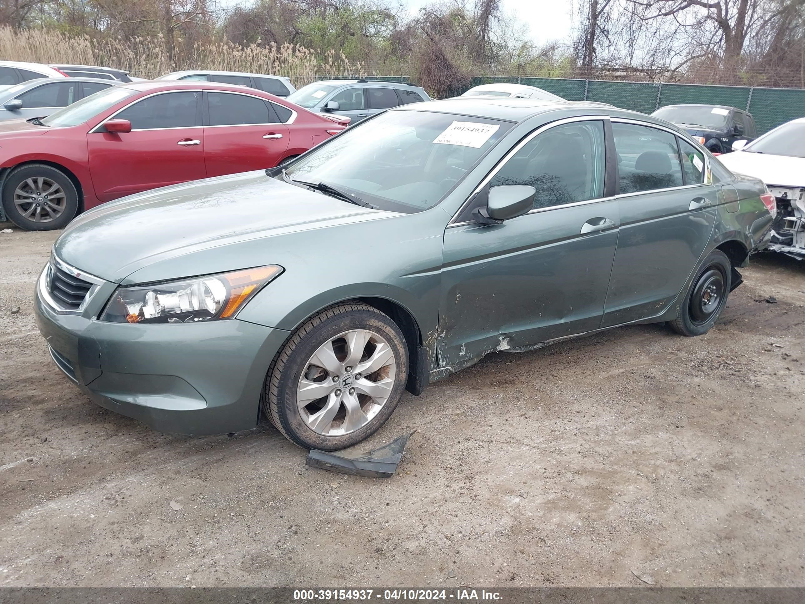 Photo 1 VIN: 1HGCP26879A030753 - HONDA ACCORD 