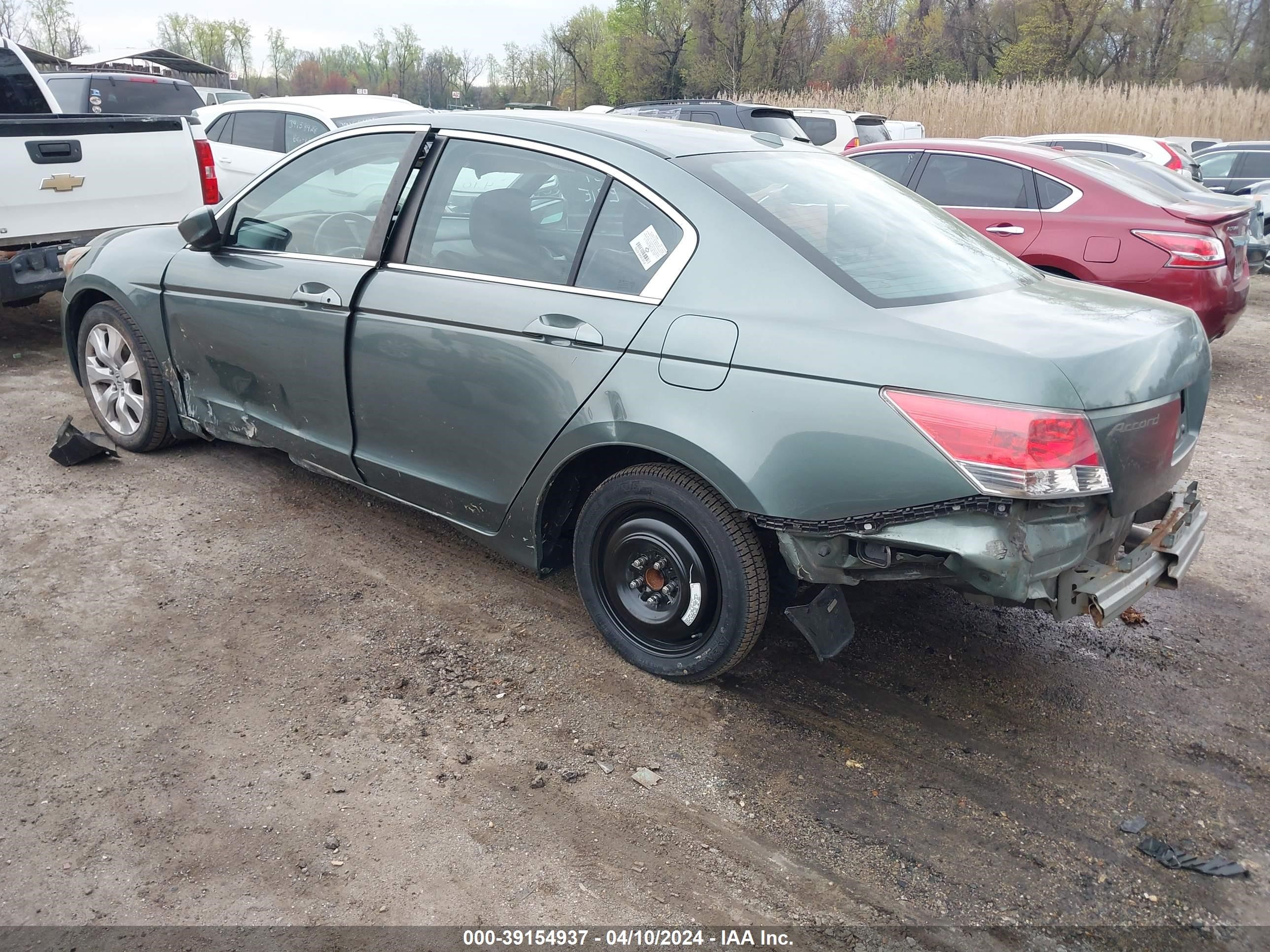 Photo 5 VIN: 1HGCP26879A030753 - HONDA ACCORD 