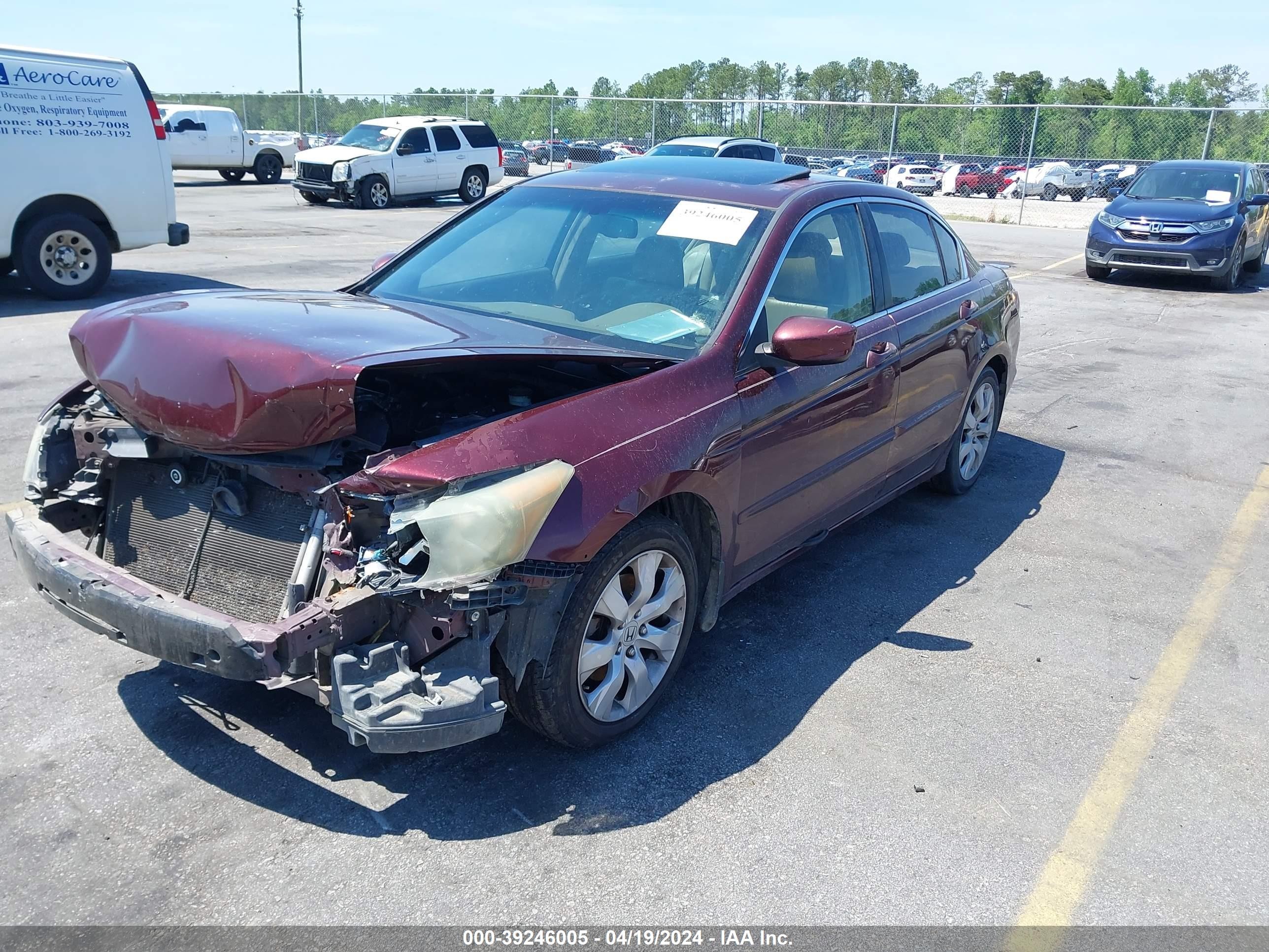 Photo 1 VIN: 1HGCP26888A040643 - HONDA ACCORD 