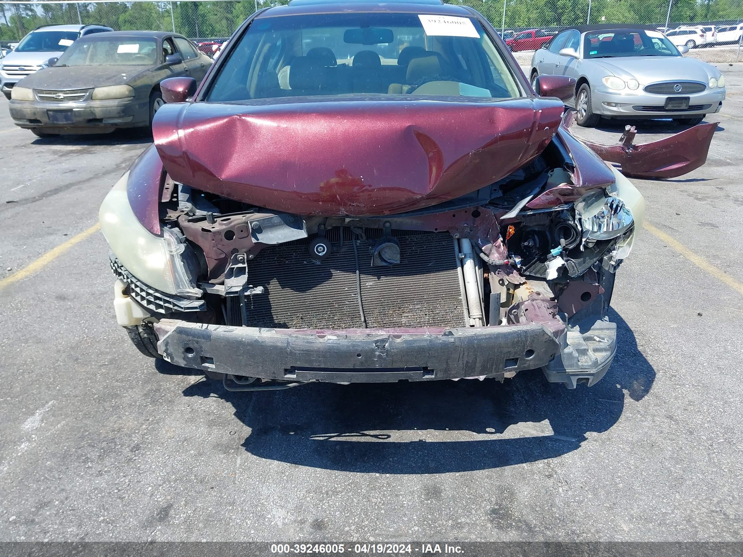 Photo 5 VIN: 1HGCP26888A040643 - HONDA ACCORD 