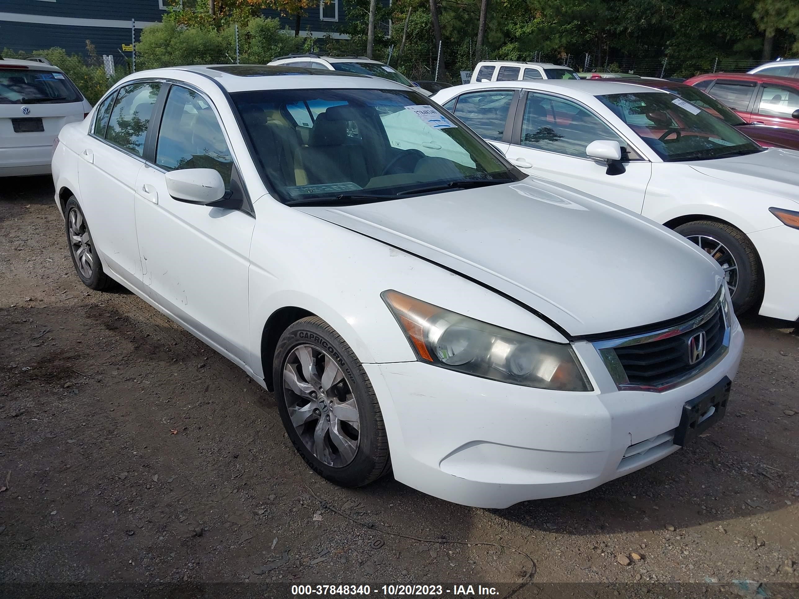 Photo 0 VIN: 1HGCP26888A059032 - HONDA ACCORD 