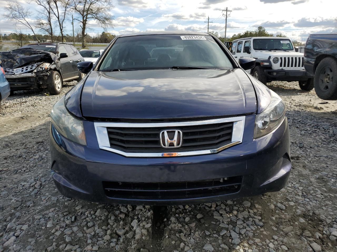 Photo 4 VIN: 1HGCP26888A079474 - HONDA ACCORD 