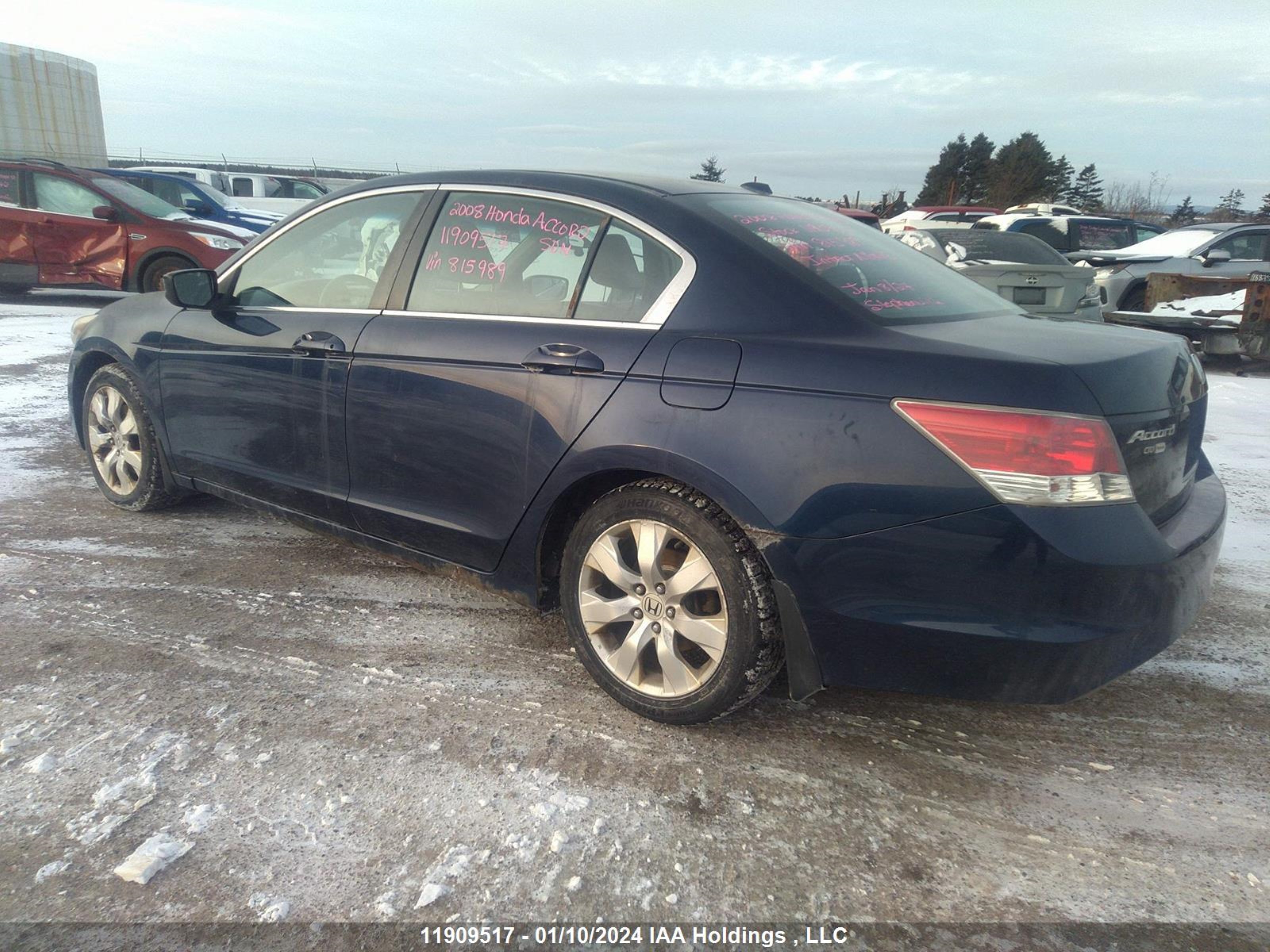 Photo 2 VIN: 1HGCP26888A815989 - HONDA ACCORD 