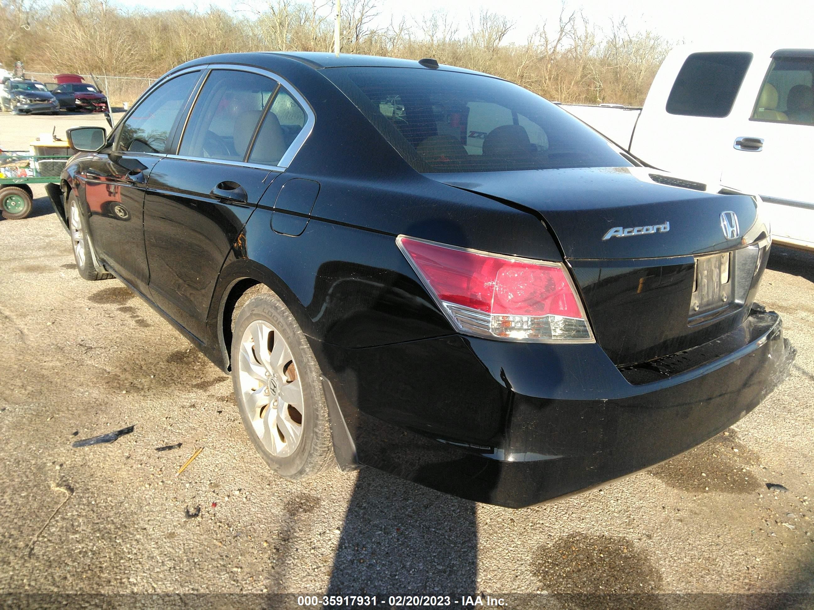 Photo 2 VIN: 1HGCP26889A032298 - HONDA ACCORD 