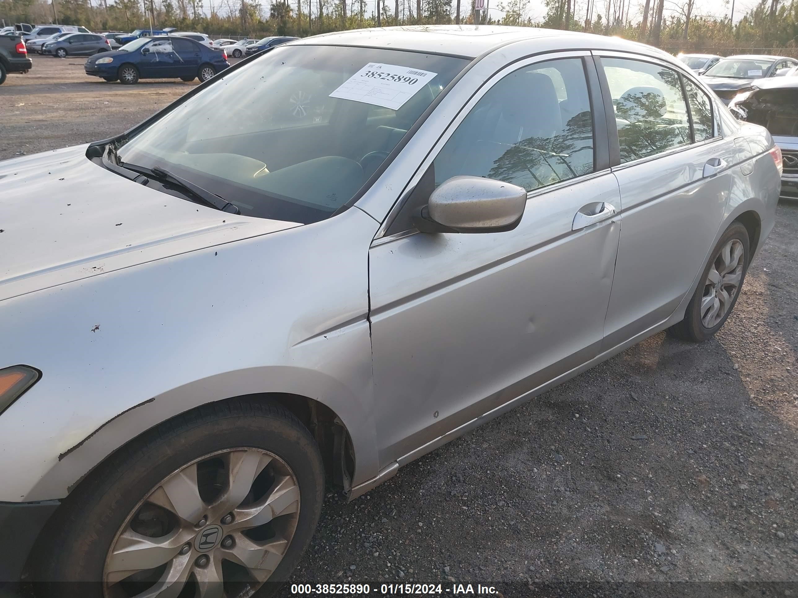 Photo 5 VIN: 1HGCP26889A076382 - HONDA ACCORD 