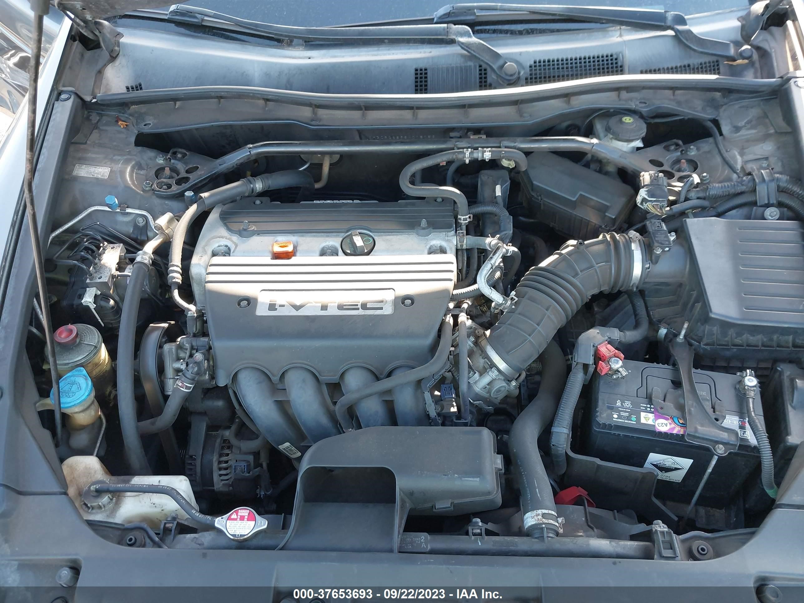 Photo 9 VIN: 1HGCP26898A018053 - HONDA ACCORD 