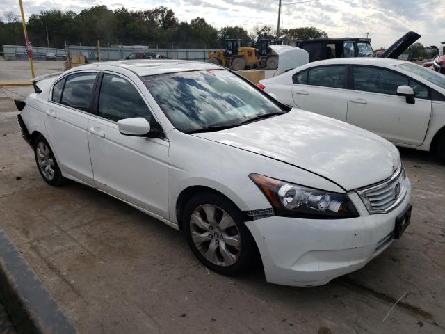 Photo 3 VIN: 1HGCP26898A097238 - HONDA ACCORD 