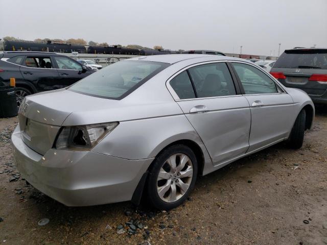 Photo 2 VIN: 1HGCP268X8A043740 - HONDA ACCORD 