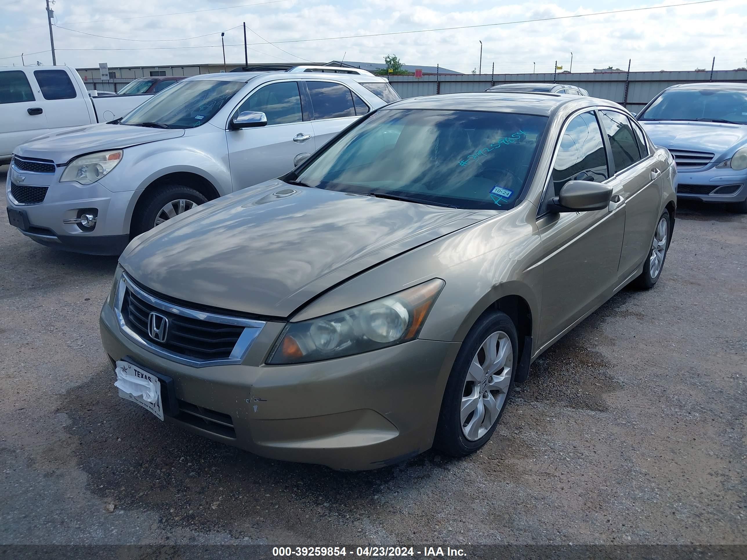 Photo 1 VIN: 1HGCP268X9A029595 - HONDA ACCORD 