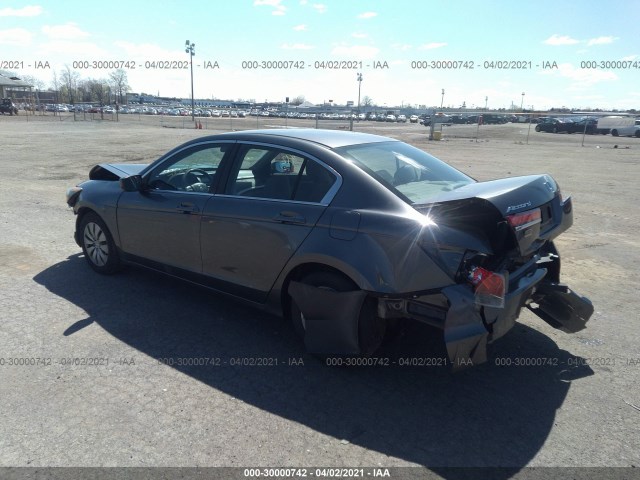 Photo 2 VIN: 1HGCP2E30CA157681 - HONDA ACCORD SDN 