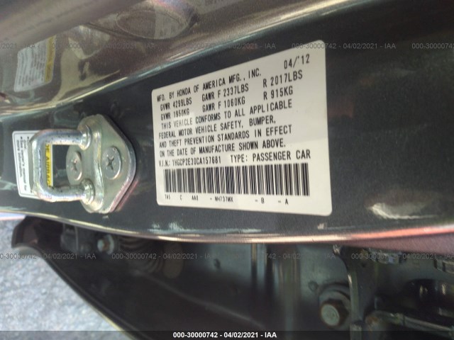 Photo 8 VIN: 1HGCP2E30CA157681 - HONDA ACCORD SDN 