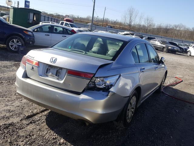 Photo 3 VIN: 1HGCP2E31BA066305 - HONDA ACCORD LX 