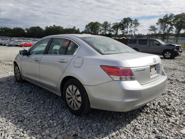 Photo 2 VIN: 1HGCP2E32AA030881 - HONDA ACCORD LX 