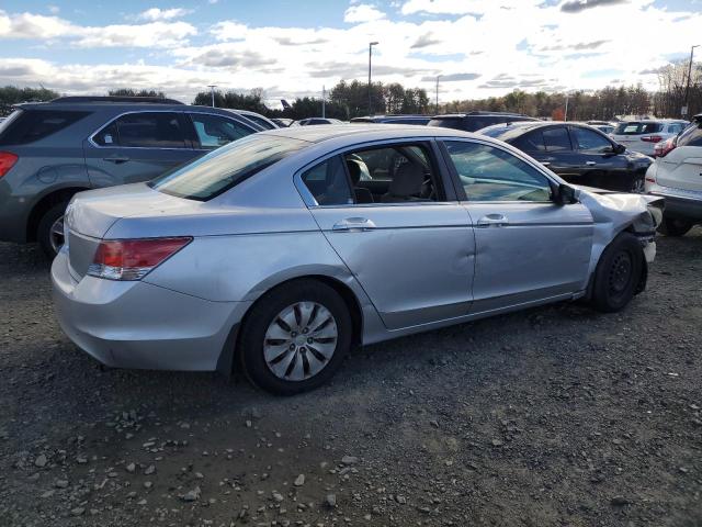 Photo 2 VIN: 1HGCP2E33AA016956 - HONDA ACCORD LX 