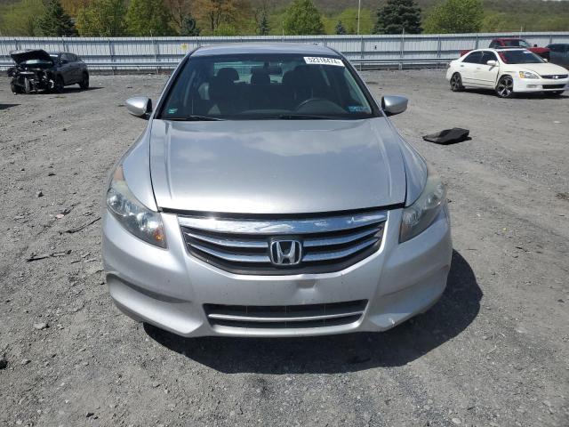 Photo 4 VIN: 1HGCP2E38BA093792 - HONDA ACCORD 