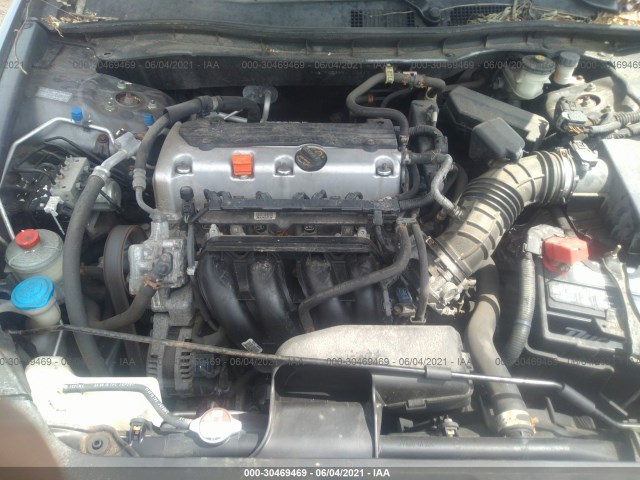 Photo 9 VIN: 1HGCP2E38BA106329 - HONDA ACCORD SDN 