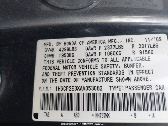 Photo 8 VIN: 1HGCP2E3XAA053082 - HONDA ACCORD 