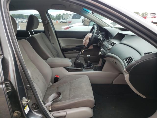 Photo 4 VIN: 1HGCP2E3XCA116491 - HONDA ACCORD LX 