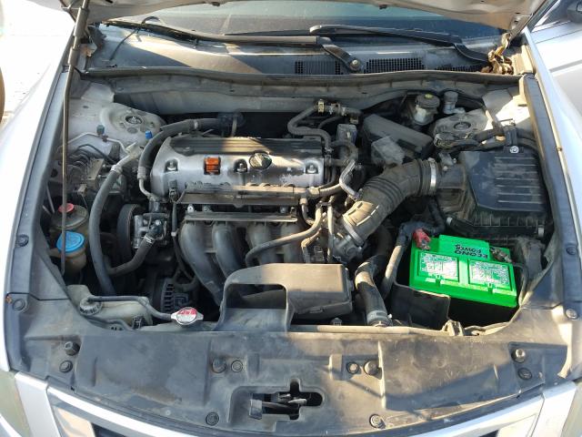 Photo 6 VIN: 1HGCP2E48AA015083 - HONDA ACCORD LXP 