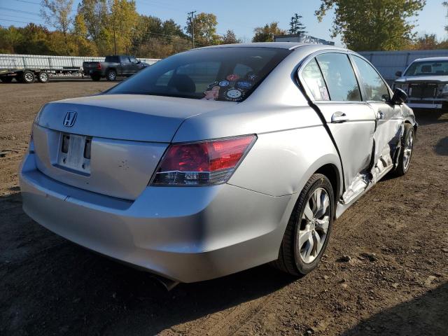 Photo 3 VIN: 1HGCP2E70AA027738 - HONDA ACCORD 