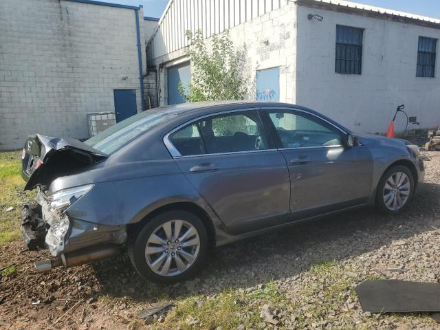 Photo 2 VIN: 1HGCP2E71BA130751 - HONDA ACCORD SDN 