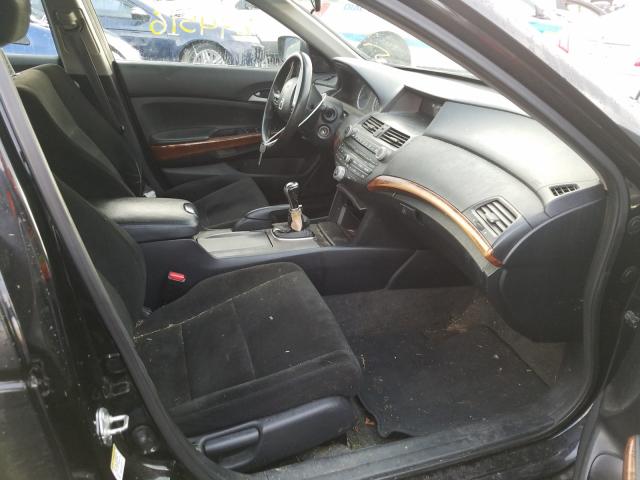 Photo 4 VIN: 1HGCP2E72BA012126 - HONDA ACCORD EX 