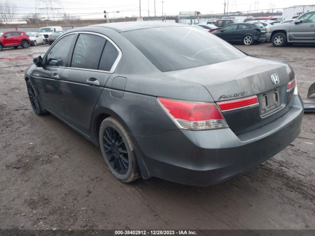 Photo 2 VIN: 1HGCP2E73CA069050 - HONDA ACCORD 