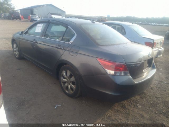 Photo 2 VIN: 1HGCP2E87AA015112 - HONDA ACCORD SDN 