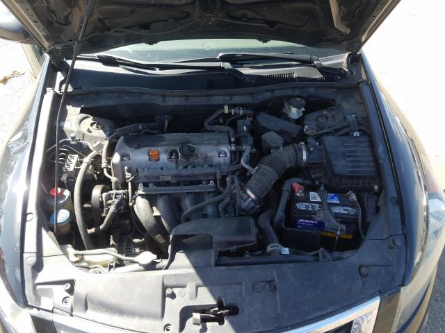 Photo 6 VIN: 1HGCP2F30AA013267 - HONDA ACCORD LX 