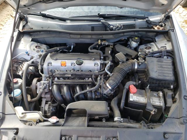 Photo 6 VIN: 1HGCP2F30AA015441 - HONDA ACCORD LX 