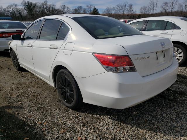 Photo 2 VIN: 1HGCP2F30AA021546 - HONDA ACCORD 